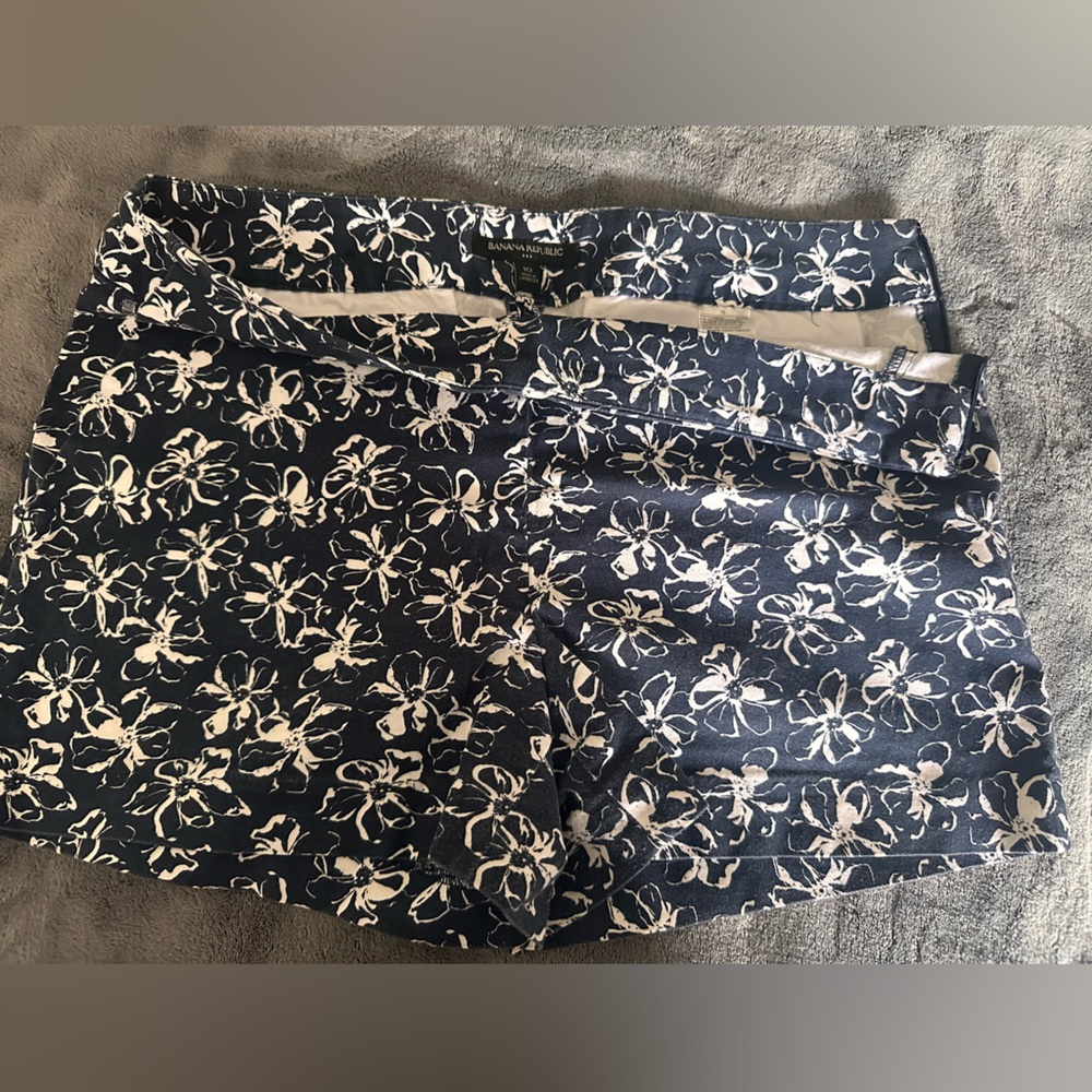 Banana republic floral shorts